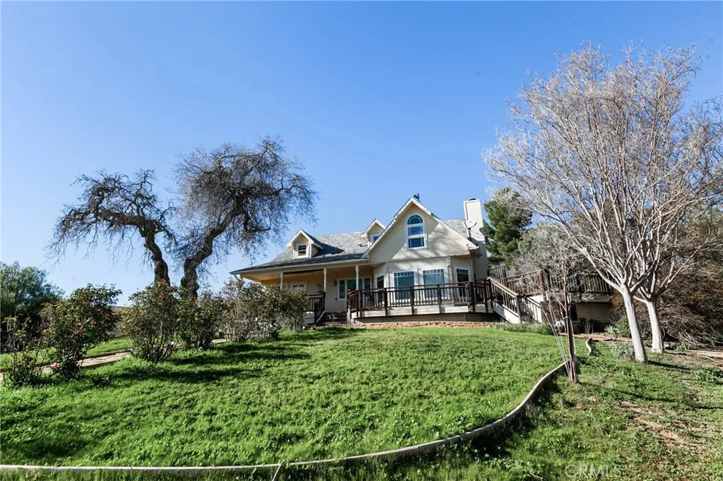 2950 Old Ford Rd, Creston, California 93446 home-pic-1