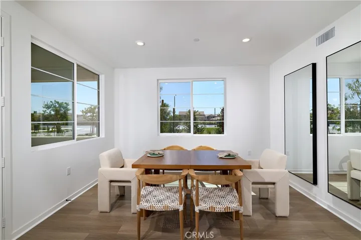12903 Paradiso Drive 101, Eastvale, California 92880