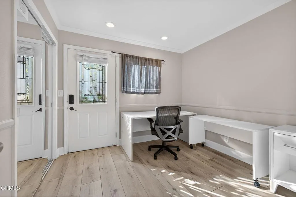 1675 Calle Artigas, Thousand Oaks, California 91360 home-pic-43