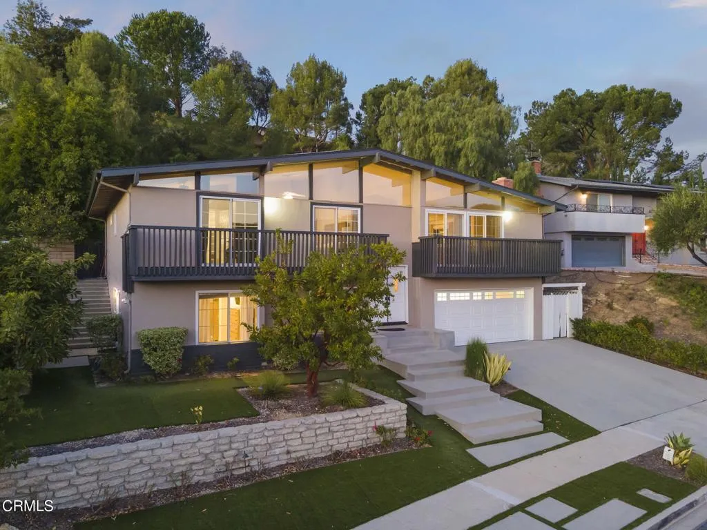 1675 Calle Artigas, Thousand Oaks, California 91360 home-pic-1