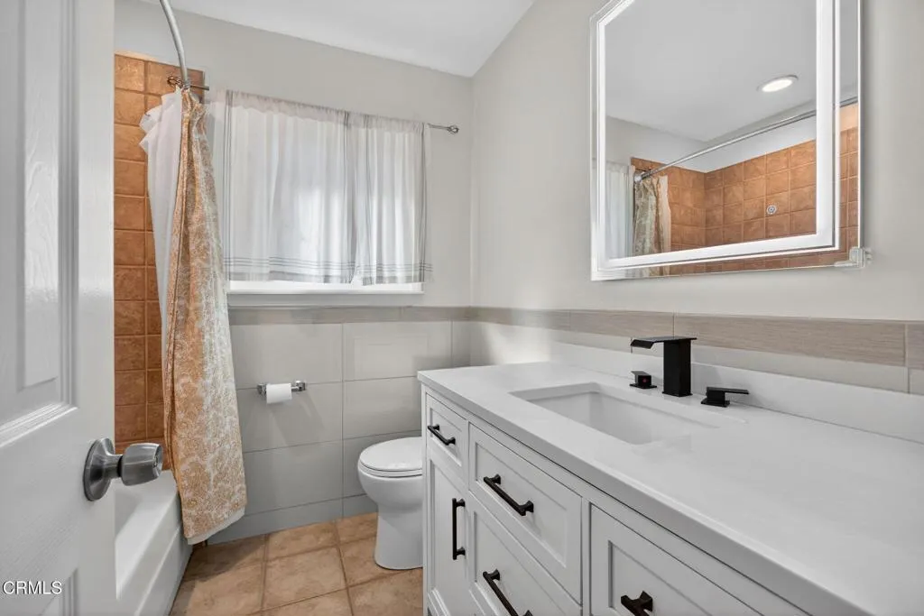1675 Calle Artigas, Thousand Oaks, California 91360 home-pic-39
