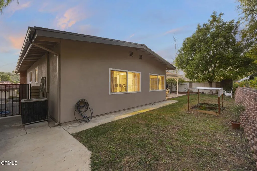 1675 Calle Artigas, Thousand Oaks, California 91360 home-pic-28