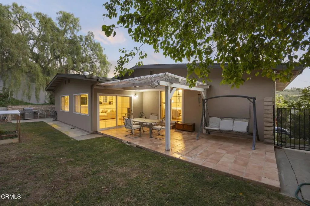 1675 Calle Artigas, Thousand Oaks, California 91360 home-pic-25