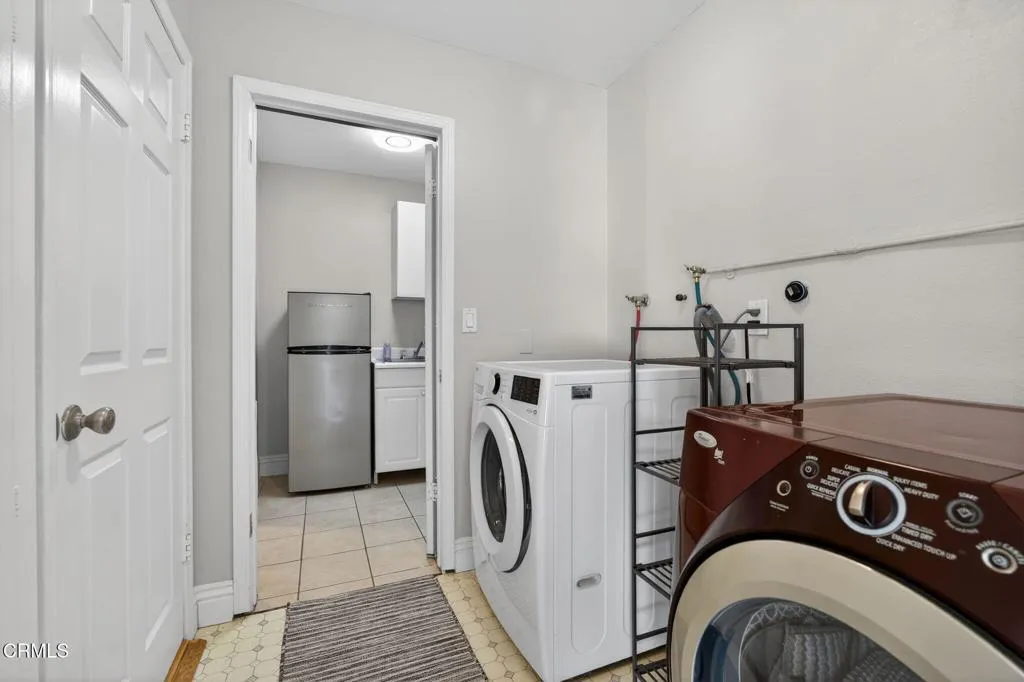 1675 Calle Artigas, Thousand Oaks, California 91360 home-pic-45