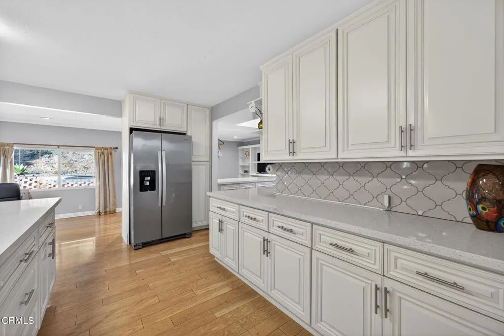 1675 Calle Artigas, Thousand Oaks, California 91360 home-pic-19
