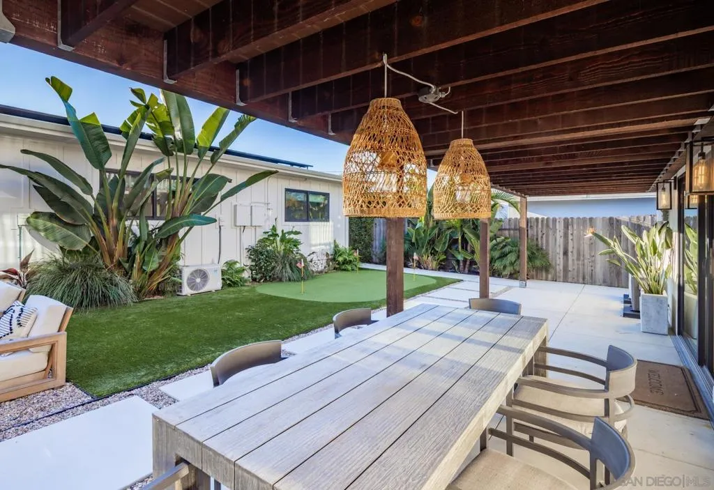 1842 46 S. Pacific Street, Oceanside, California 92054 home-pic-10