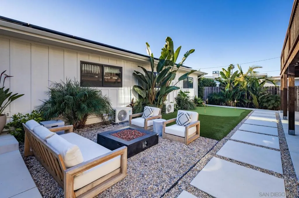1842 46 S. Pacific Street, Oceanside, California 92054 home-pic-8