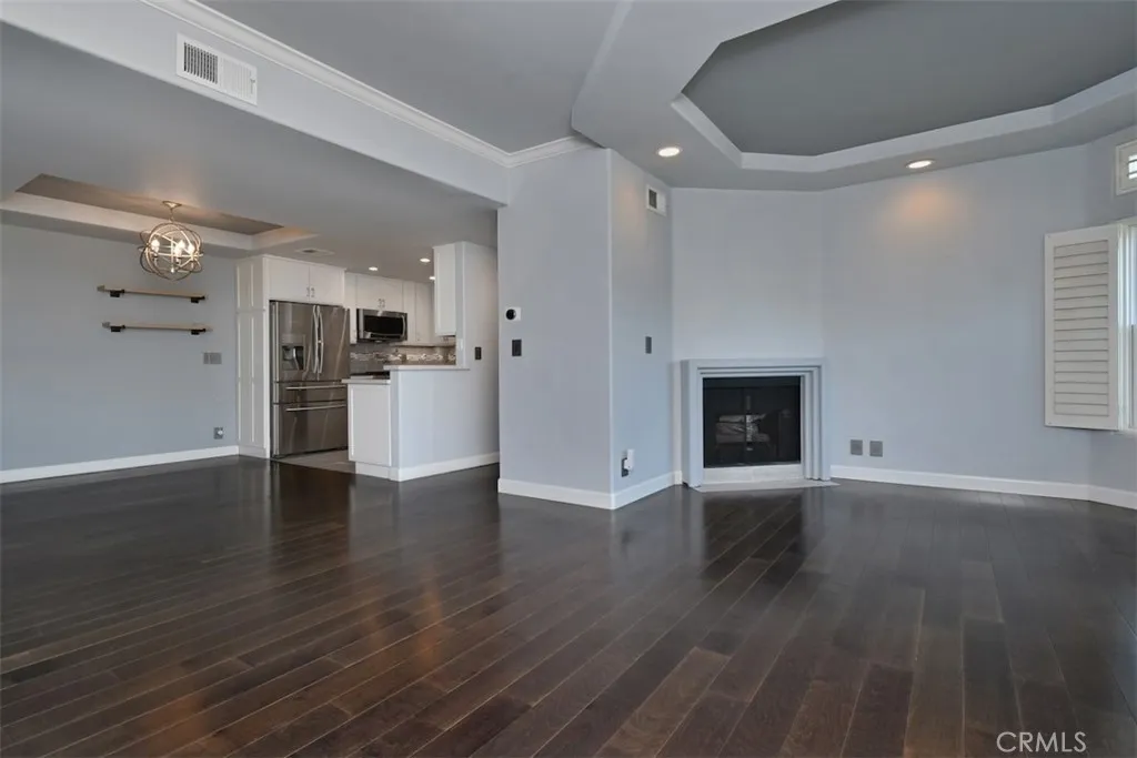 4230 Colfax Avenue 201, Studio City, California 91604 home-pic-3