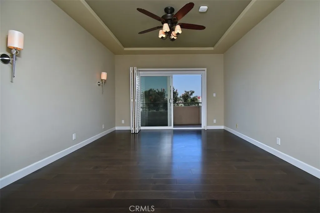 4230 Colfax Avenue 201, Studio City, California 91604 home-pic-16
