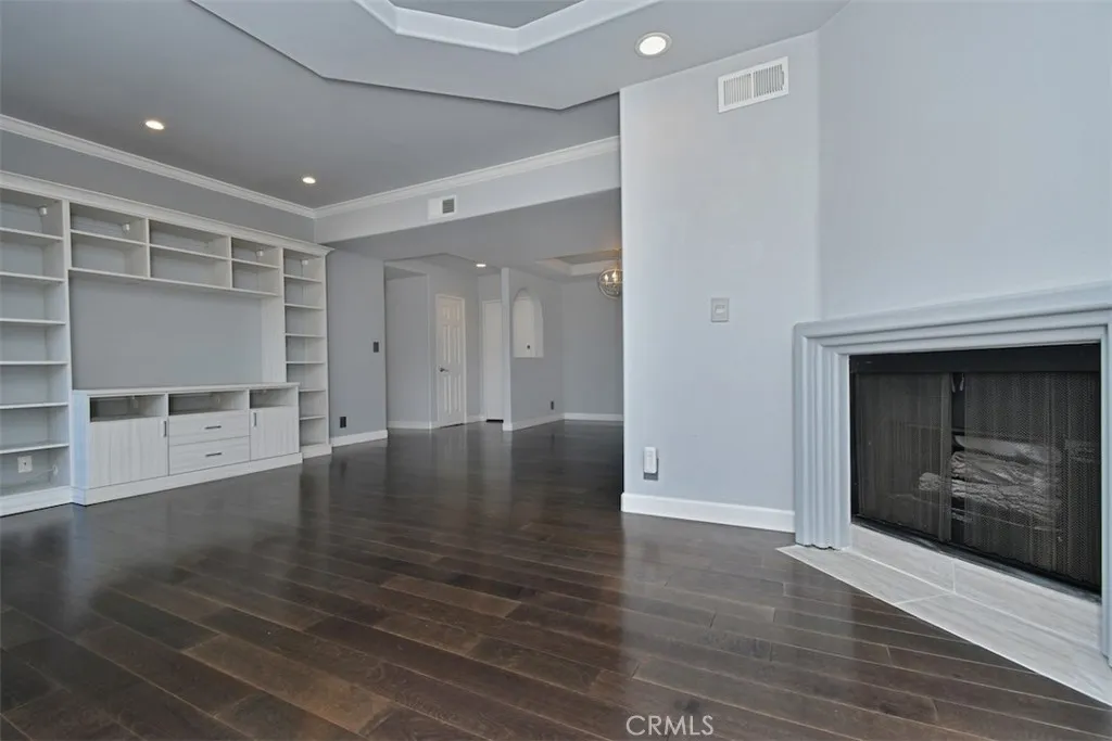 4230 Colfax Avenue 201, Studio City, California 91604 home-pic-5