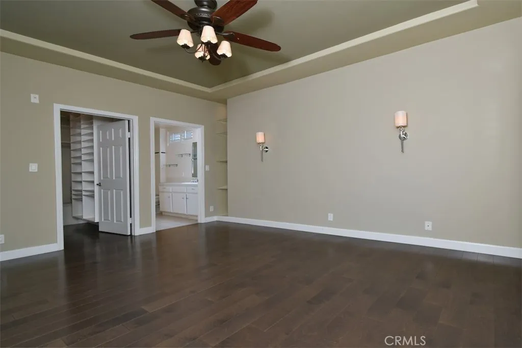 4230 Colfax Avenue 201, Studio City, California 91604 home-pic-12