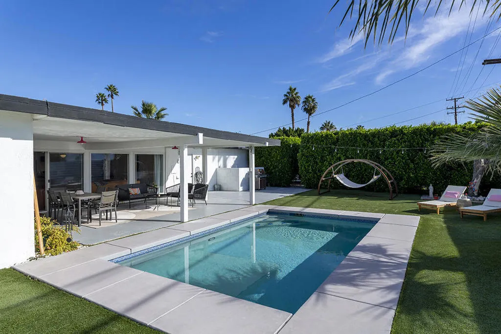 2899 E San Juan Road, Palm Springs, California 92262 home-pic-18
