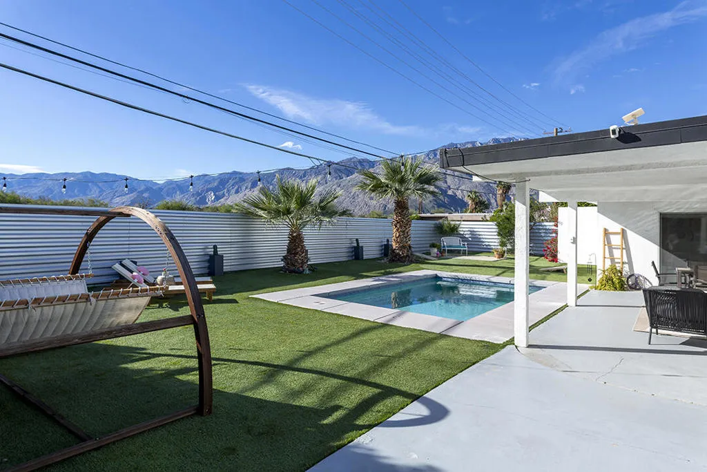 2899 E San Juan Road, Palm Springs, California 92262 home-pic-15