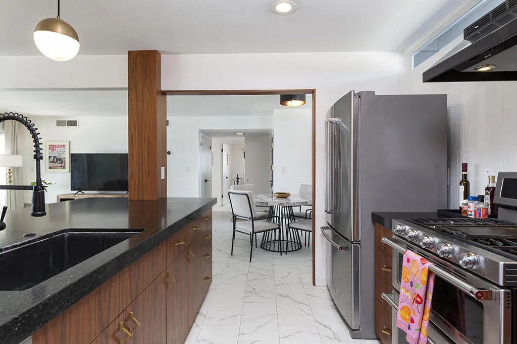 2899 E San Juan Road, Palm Springs, California 92262 home-pic-11
