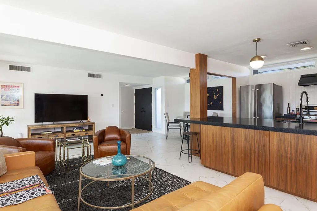 2899 E San Juan Road, Palm Springs, California 92262 home-pic-6