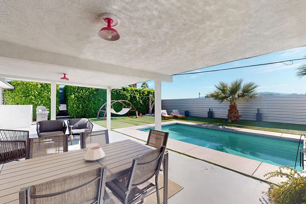2899 E San Juan Road, Palm Springs, California 92262 home-pic-22