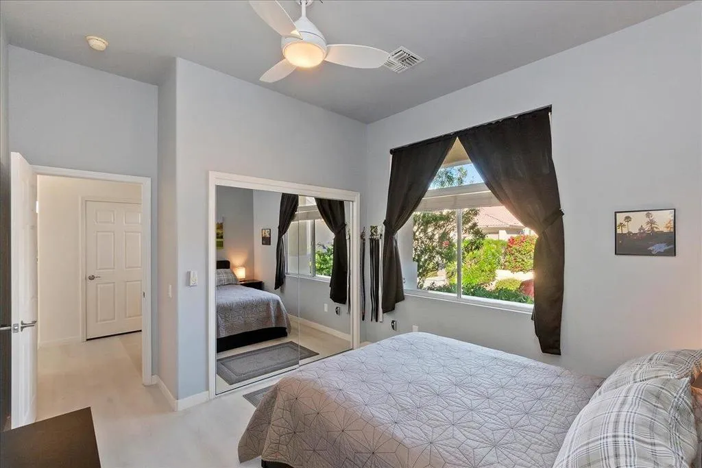 37215 Turnberry Isle Drive, Palm Desert, California 92211 home-pic-23