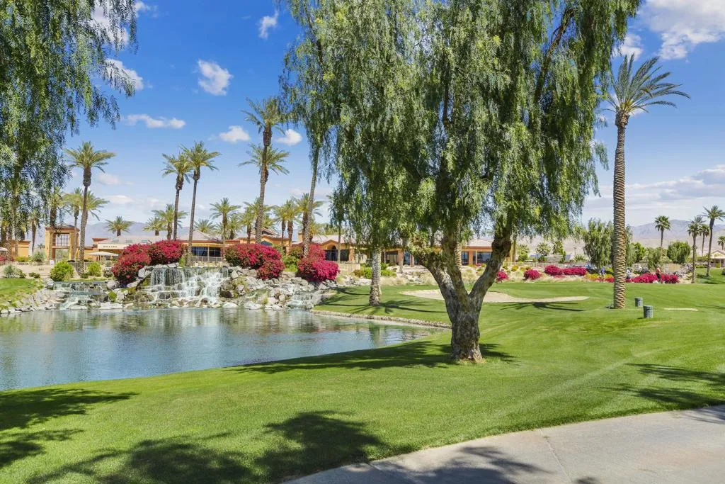 37215 Turnberry Isle Drive, Palm Desert, California 92211 home-pic-41