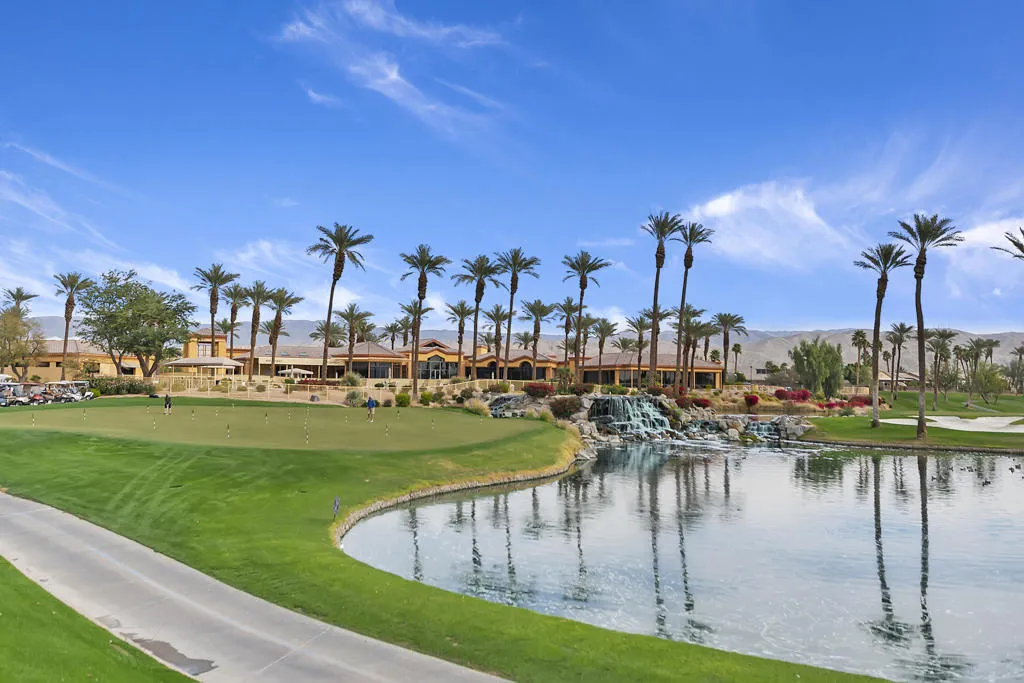37215 Turnberry Isle Drive, Palm Desert, California 92211 home-pic-43