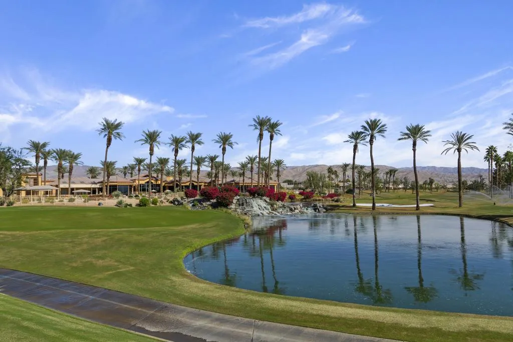 37215 Turnberry Isle Drive, Palm Desert, California 92211 home-pic-42