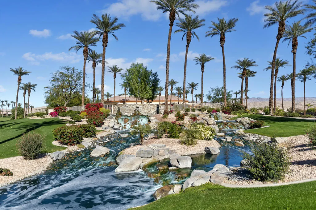 37215 Turnberry Isle Drive, Palm Desert, California 92211 home-pic-40