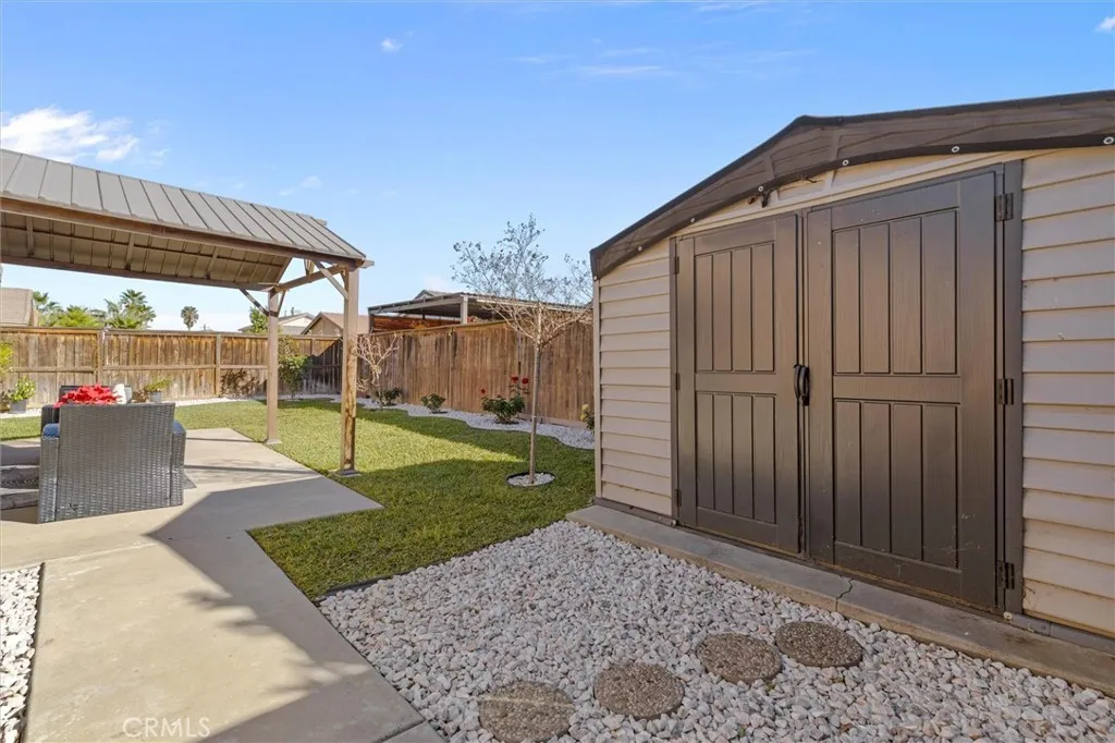 26395 Old Anvil Lane, Moreno Valley, California 92555 home-pic-37
