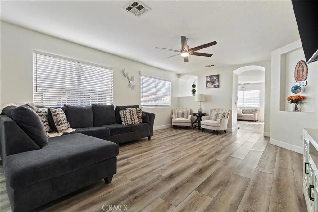 26395 Old Anvil Lane, Moreno Valley, California 92555 home-pic-8