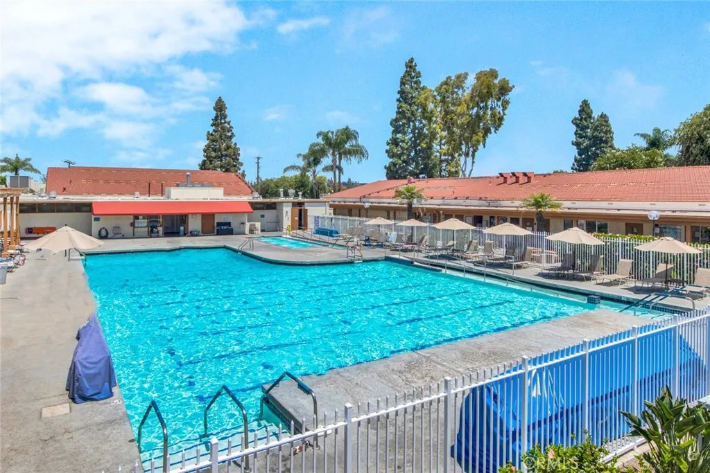 3003 Via Buena A, Laguna Woods, California 92637 home-pic-18