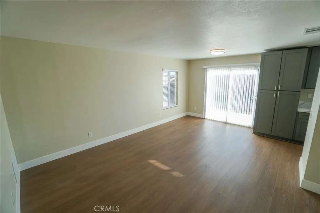 17735 Carson Circle, Adelanto, California 92301 home-pic-3