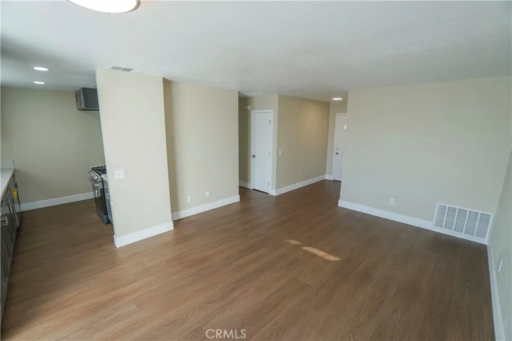 17735 Carson Circle, Adelanto, California 92301 home-pic-5
