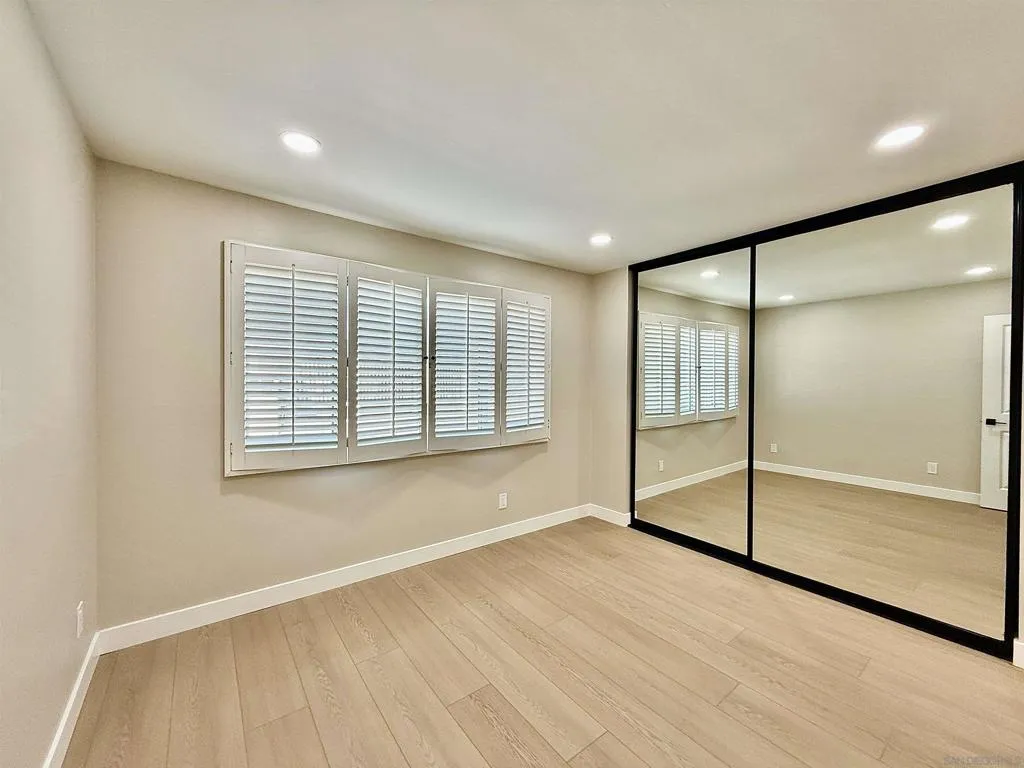 370 Rosecrans St 302, San Diego, California 92106 home-pic-28