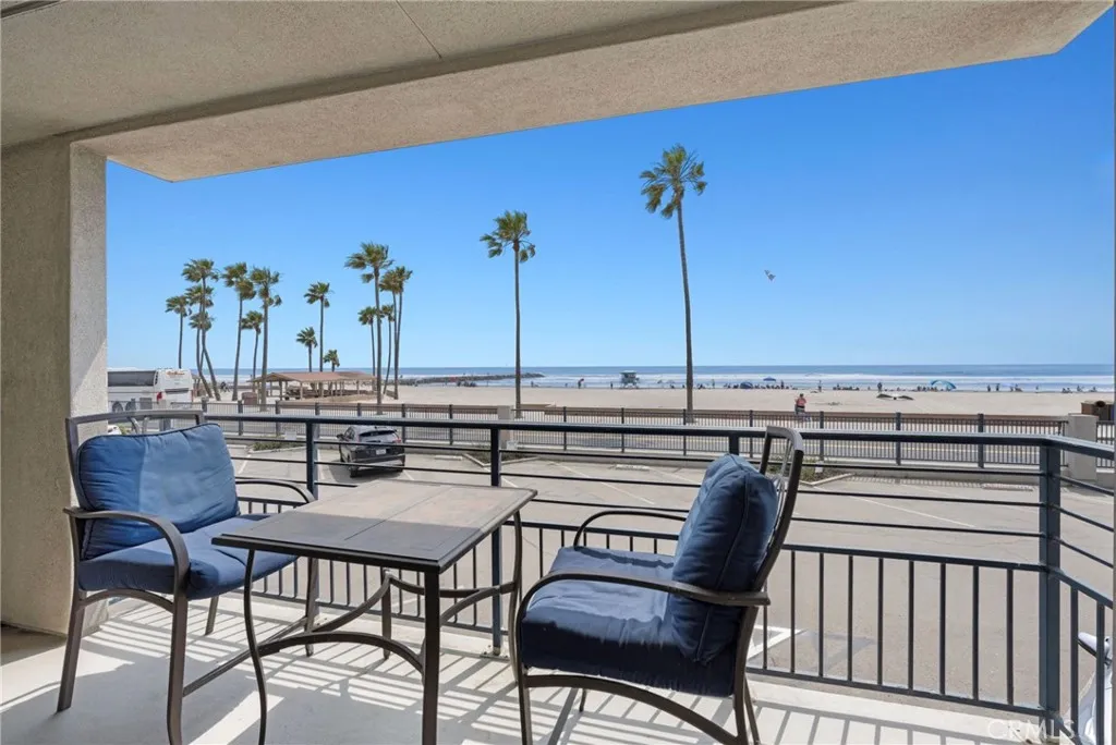 1202 N Pacific 205a, Oceanside, California 92054 home-pic-15