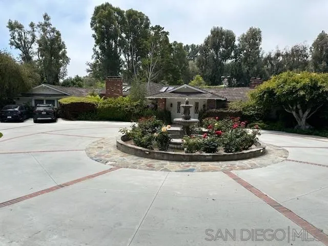 17 Eastfield Dr, Rolling Hills, California 90274 home-pic-2
