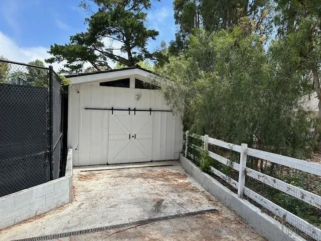 17 Eastfield Dr, Rolling Hills, California 90274 home-pic-7