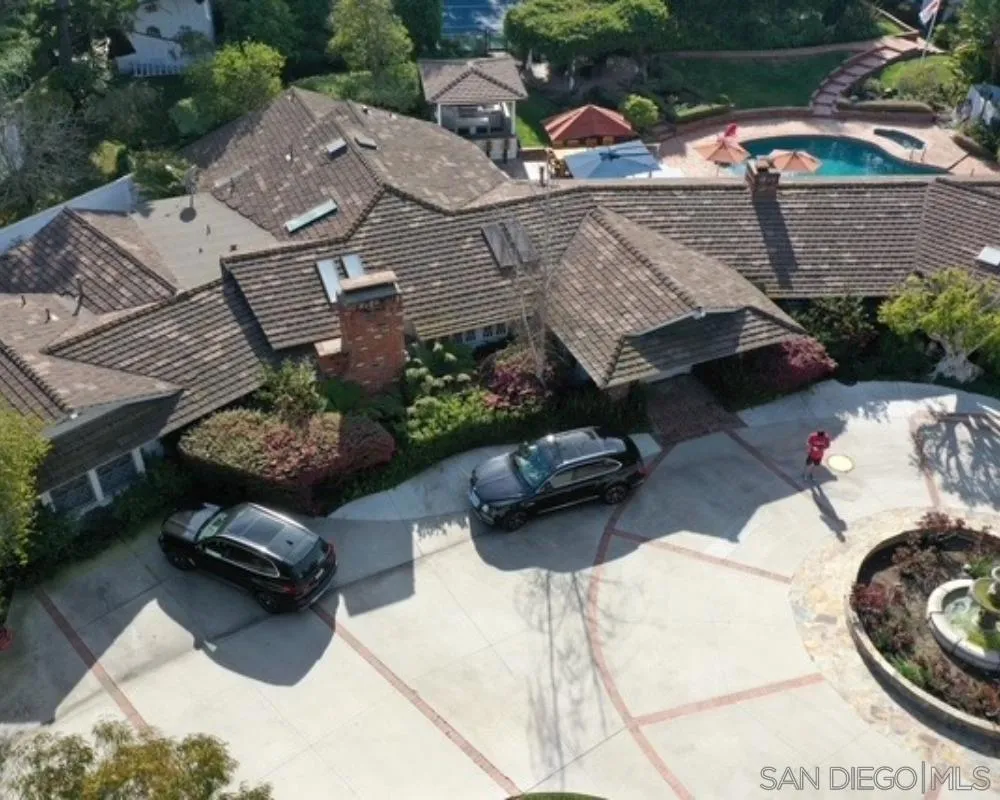 17 Eastfield Dr, Rolling Hills, California 90274 home-pic-1