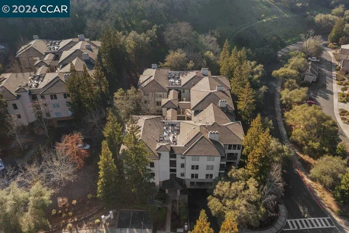 Overhead of Pinnacle Ridge