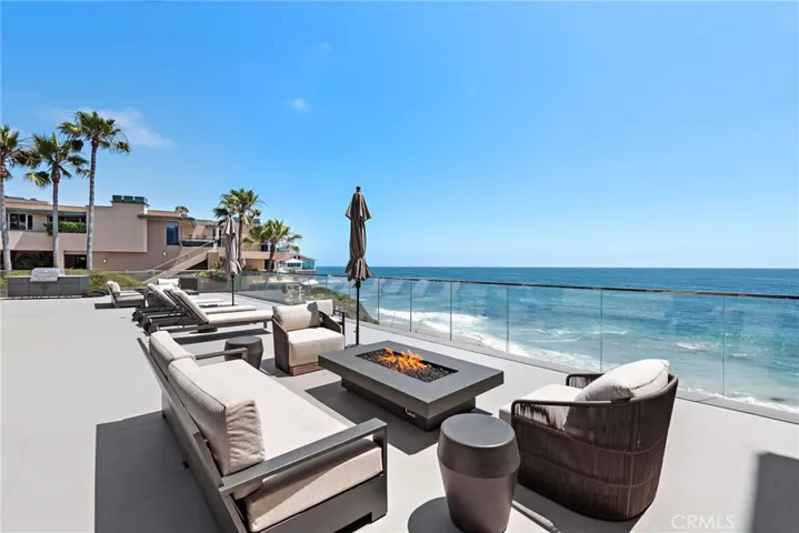 2 of 2 community ocean front decks