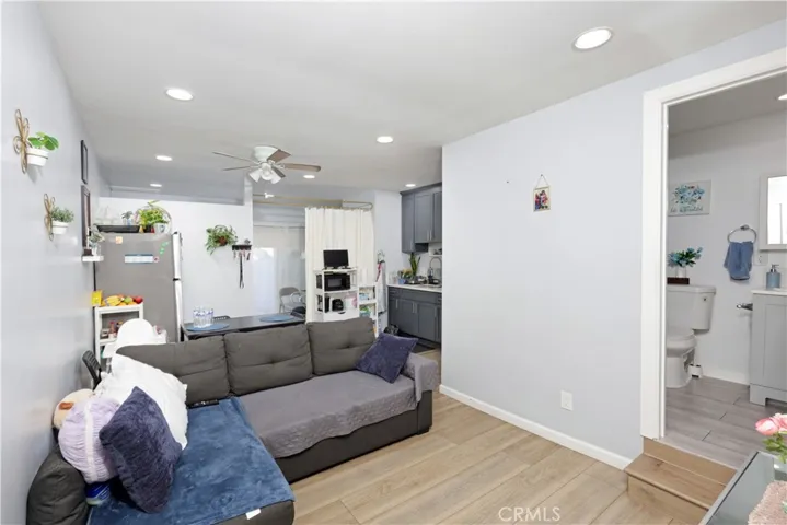 Downstairs Unit: Living room