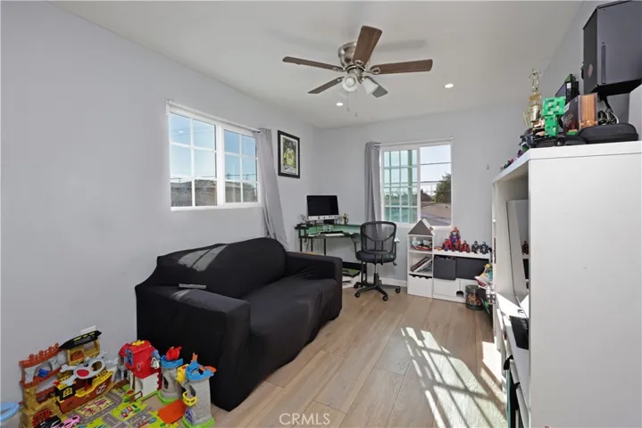 Upstairs Unit: 1st bedroom