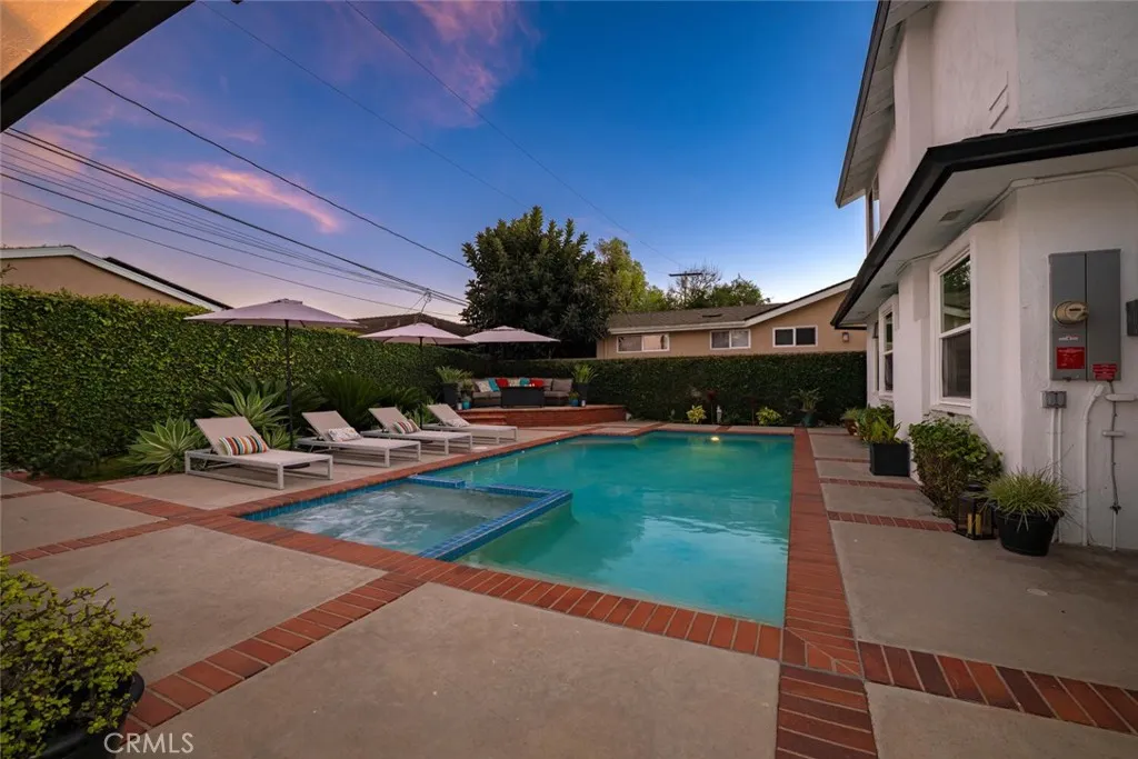 1848 N College Circle, Long Beach, California 90815 home-pic-36