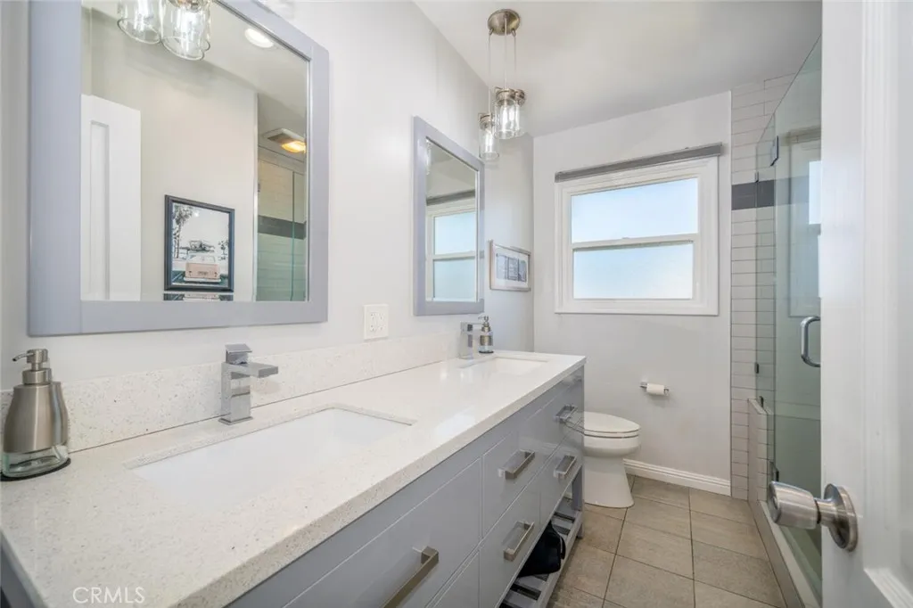 1848 N College Circle, Long Beach, California 90815 home-pic-23