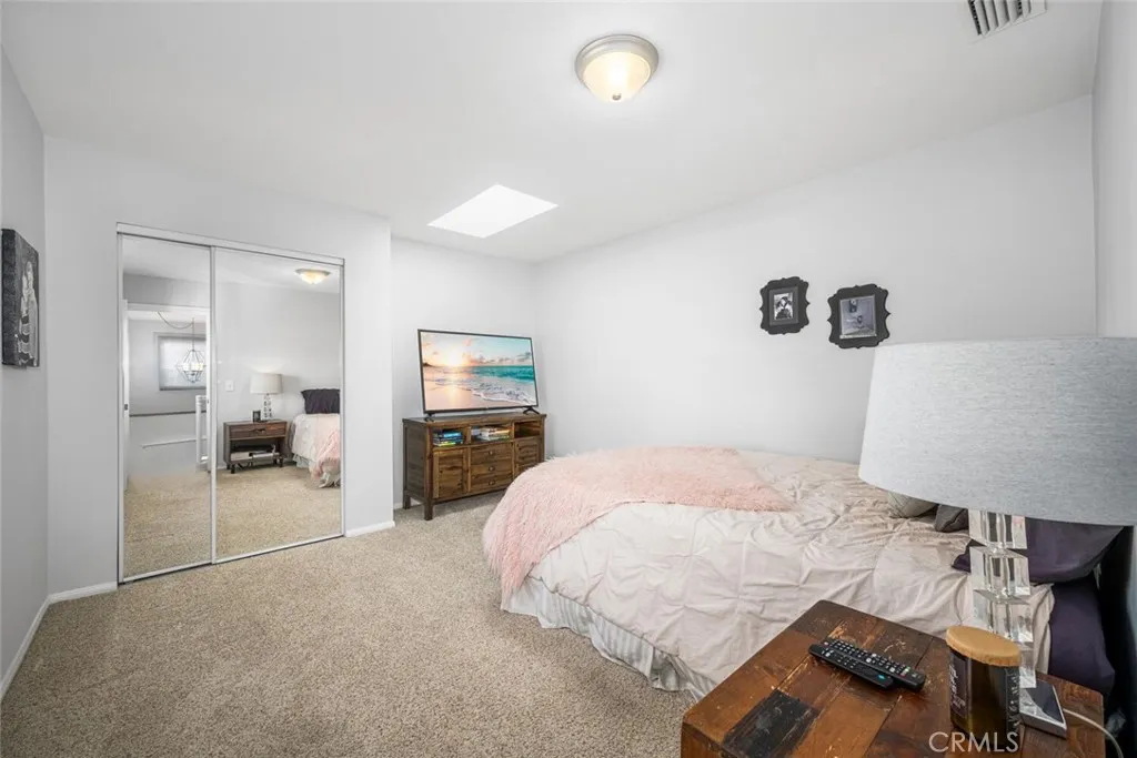1848 N College Circle, Long Beach, California 90815 home-pic-22