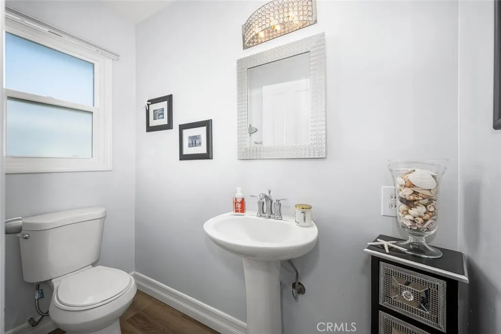 1848 N College Circle, Long Beach, California 90815 home-pic-28