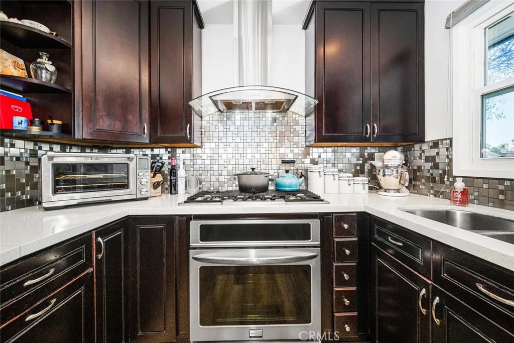 1848 N College Circle, Long Beach, California 90815 home-pic-7