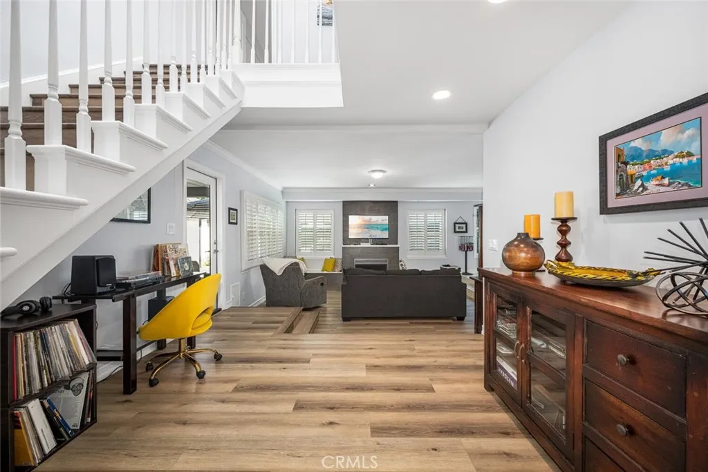 1848 N College Circle, Long Beach, California 90815 home-pic-17