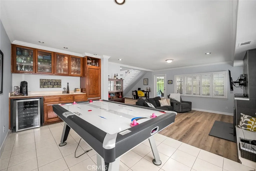 1848 N College Circle, Long Beach, California 90815 home-pic-16