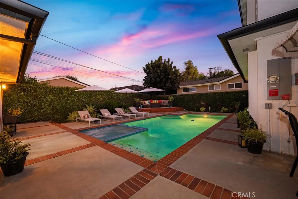 1848 N College Circle, Long Beach, California 90815 home-pic-38