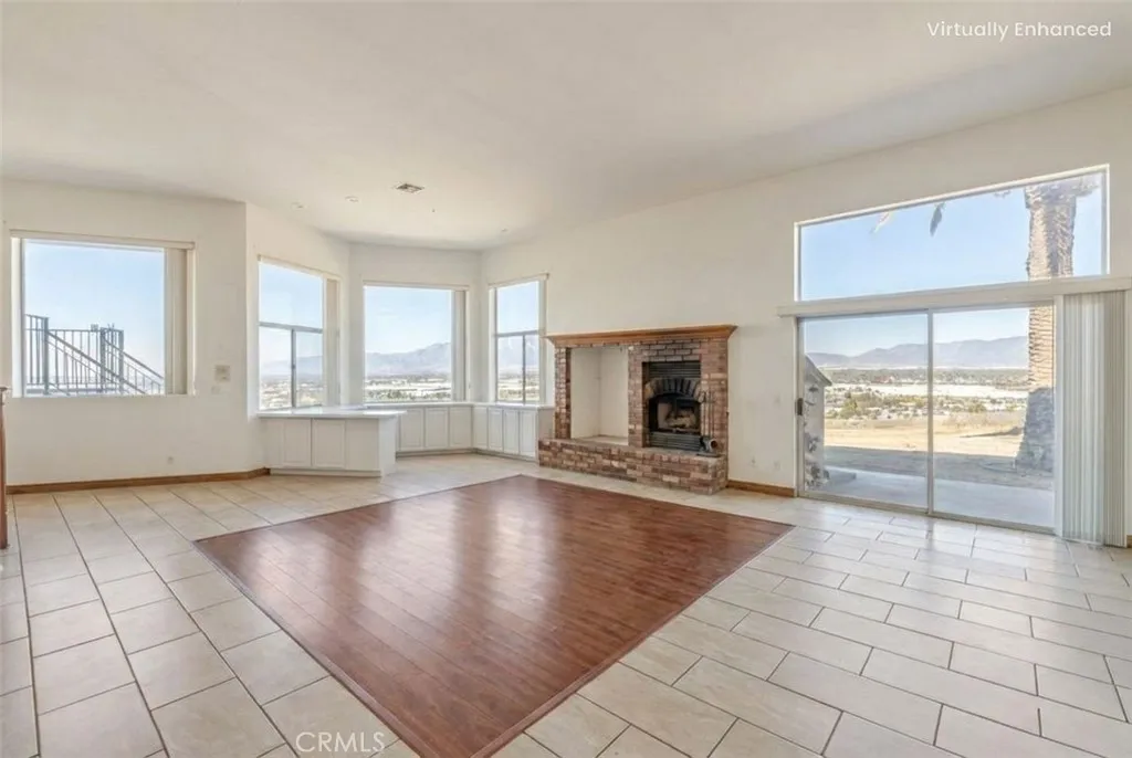 11251 Laurel, Bloomington, California 92316 home-pic-7