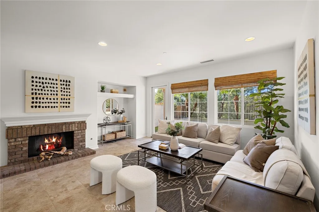 20 Via Paquete, San Clemente, California 92673 home-pic-17