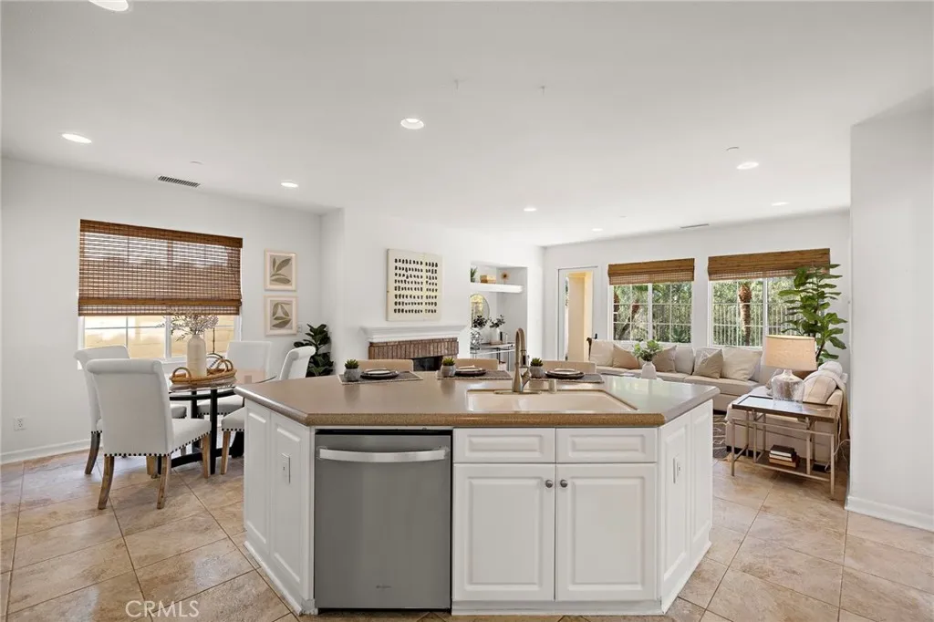 20 Via Paquete, San Clemente, California 92673 home-pic-13
